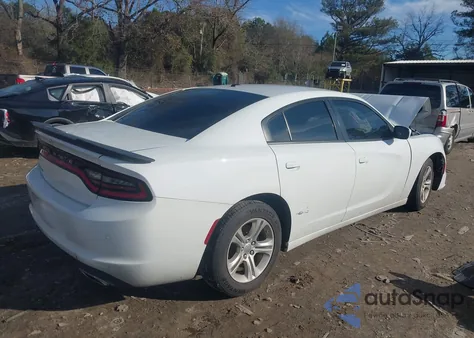 2022 Dodge Charger Sxt Rwd z USA, uszkodzony, nr VIN 2C3CDXBG2NH165723